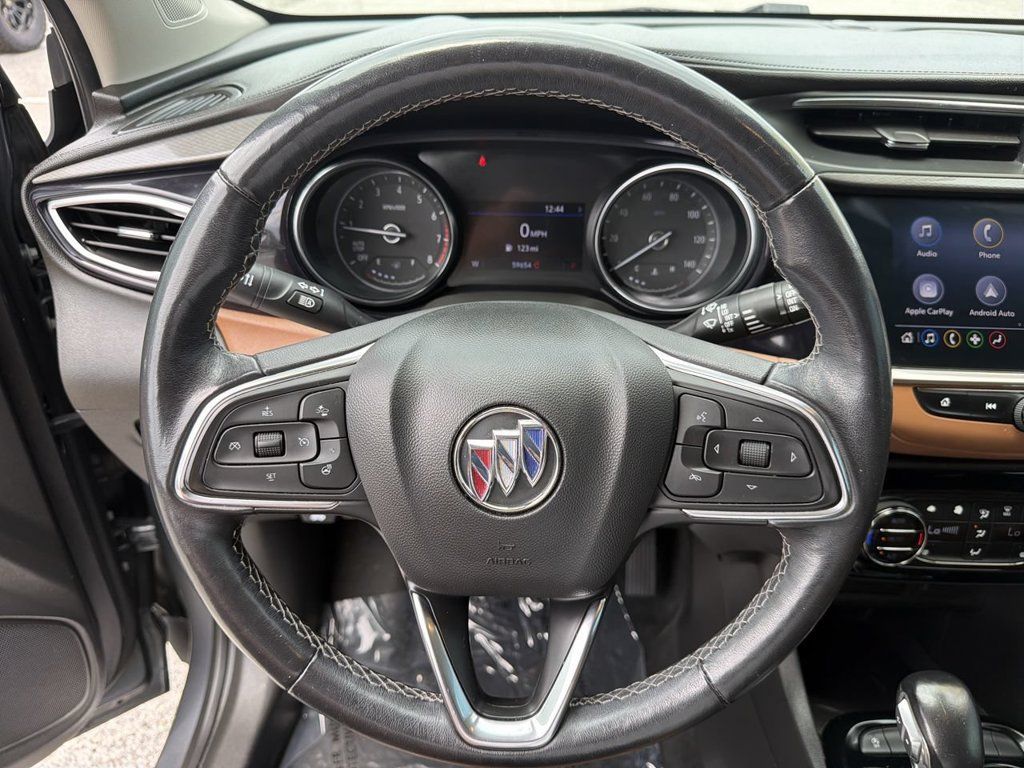 Used 2020 Buick Encore GX Essence FWD image 28