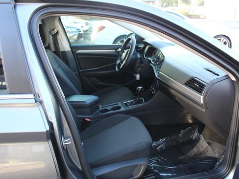 Used 2019 Volkswagen Jetta S FWD image 10