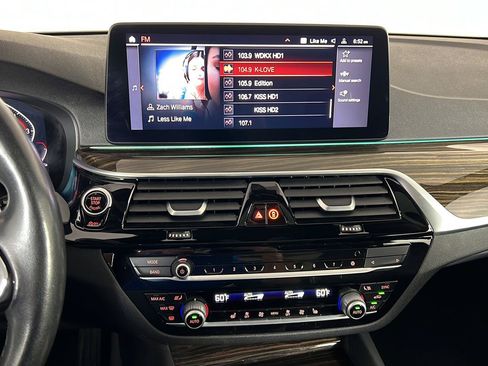 Used 2021 BMW 530i xDrive w/ Premium Package AWD/4WD image 19