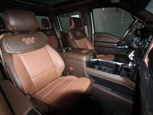 Used 2025 Ford F250 King Ranch w/ Chrome Package image 31