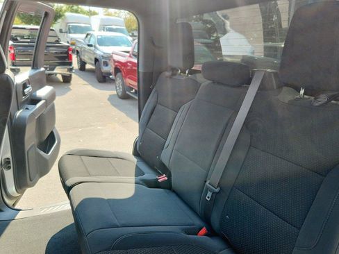 Used 2021 Chevrolet Silverado 2500 Custom w/ Custom Value Package AWD/4WD image 27