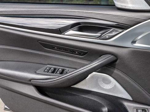 Used 2019 BMW M5 w/ Executive Package image 37