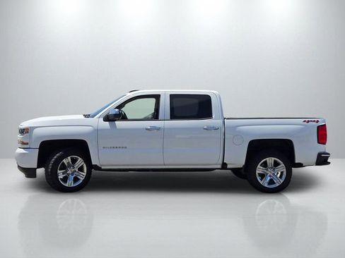 Used 2018 Chevrolet Silverado 1500 Custom w/ Trailering Package AWD/4WD image 7