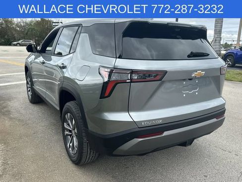Used 2026 Chevrolet Equinox LT w/ Safety and Technology Package FWD image 8