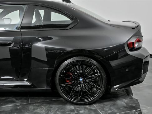 Used 2025 BMW M2 w/ Lighting Package image 8