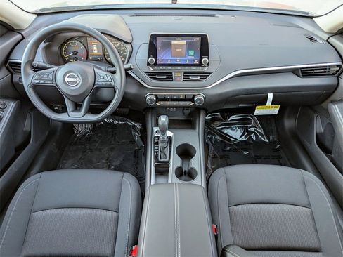 New 2025 Nissan Altima 2.5 S image 10
