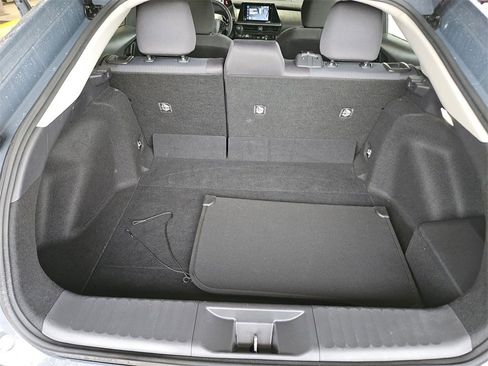 Used 2025 Toyota Prius LE image 24