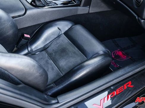 Used 2004 Dodge Viper SRT-10 image 65