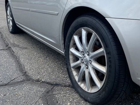 Used 2006 Buick Lucerne CXS w/ Driver Confidence Package FWD image 14