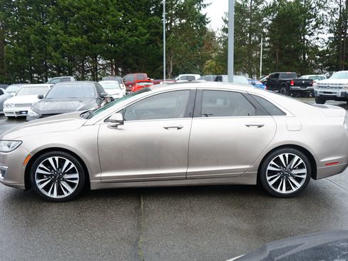 Used 2018 Lincoln MKZ Select w/ Technology Package image 2