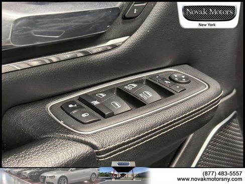 Used 2022 RAM 1500 Laramie w/ Sport Appearance Package image 14