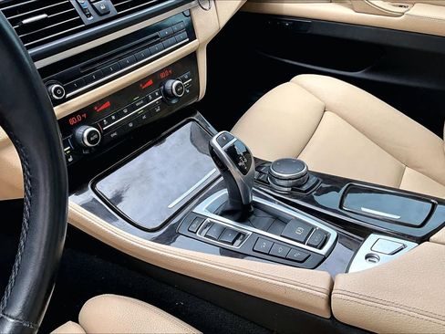 Used 2016 BMW 528i xDrive Sedan AWD/4WD image 17