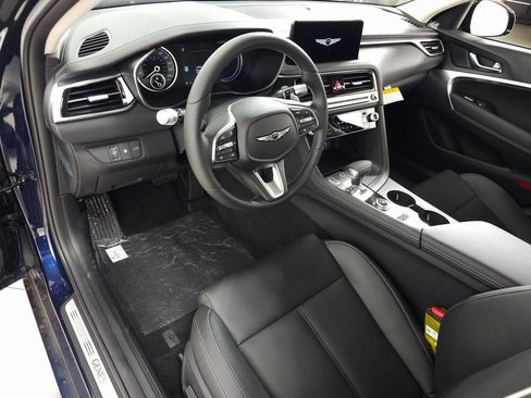 Used 2026 Genesis G70 2.5T AWD/4WD image 11