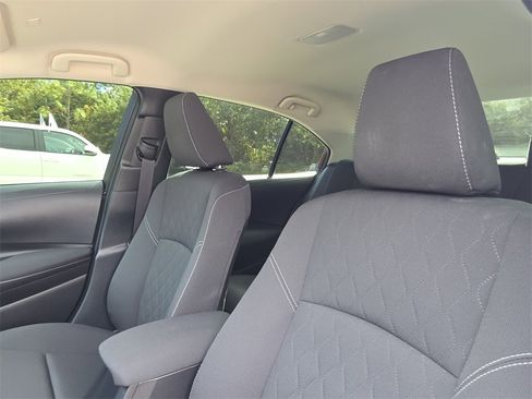 Certified 2025 Toyota Corolla LE image 23