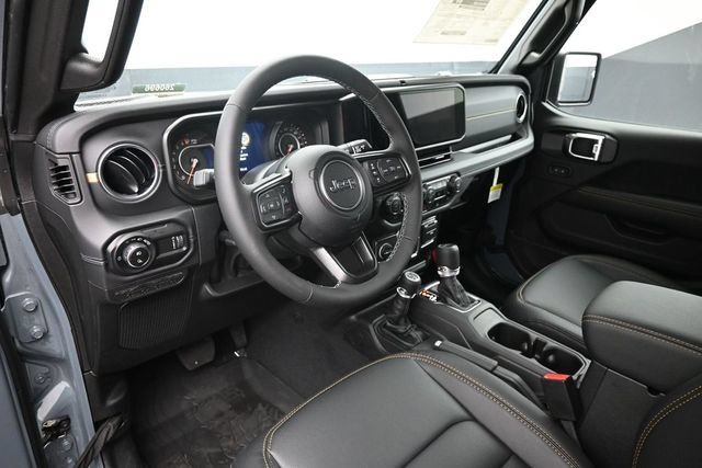 New 2026 Jeep Gladiator Sport AWD/4WD image 12
