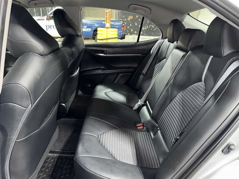 Used 2023 Toyota Camry SE w/ Convenience Package AWD/4WD image 17
