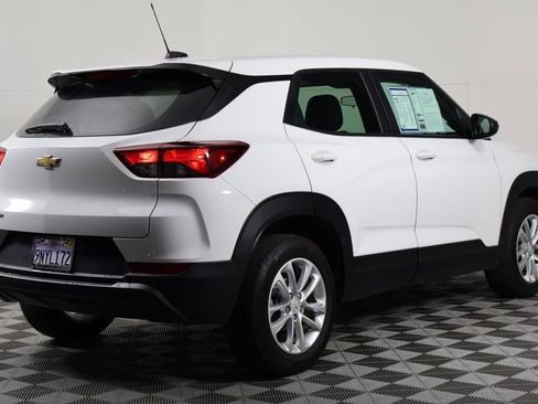 Used 2024 Chevrolet TrailBlazer LS image 4