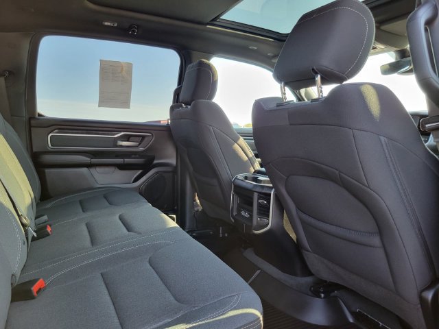 Used 2023 RAM 1500 Big Horn AWD/4WD image 28