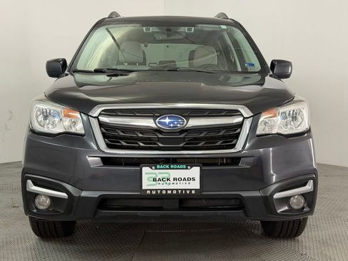 Used 2018 Subaru Forester 2.5i Premium AWD/4WD image 2