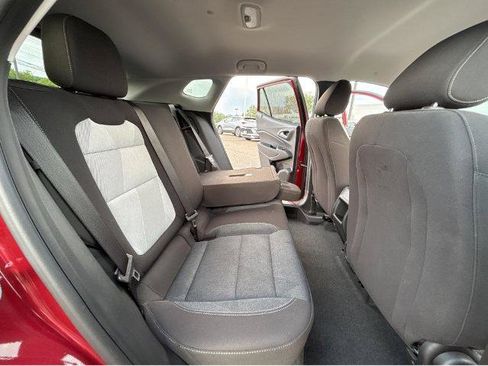 Used 2024 Chevrolet Trax LS w/ LS Convenience Package FWD image 7