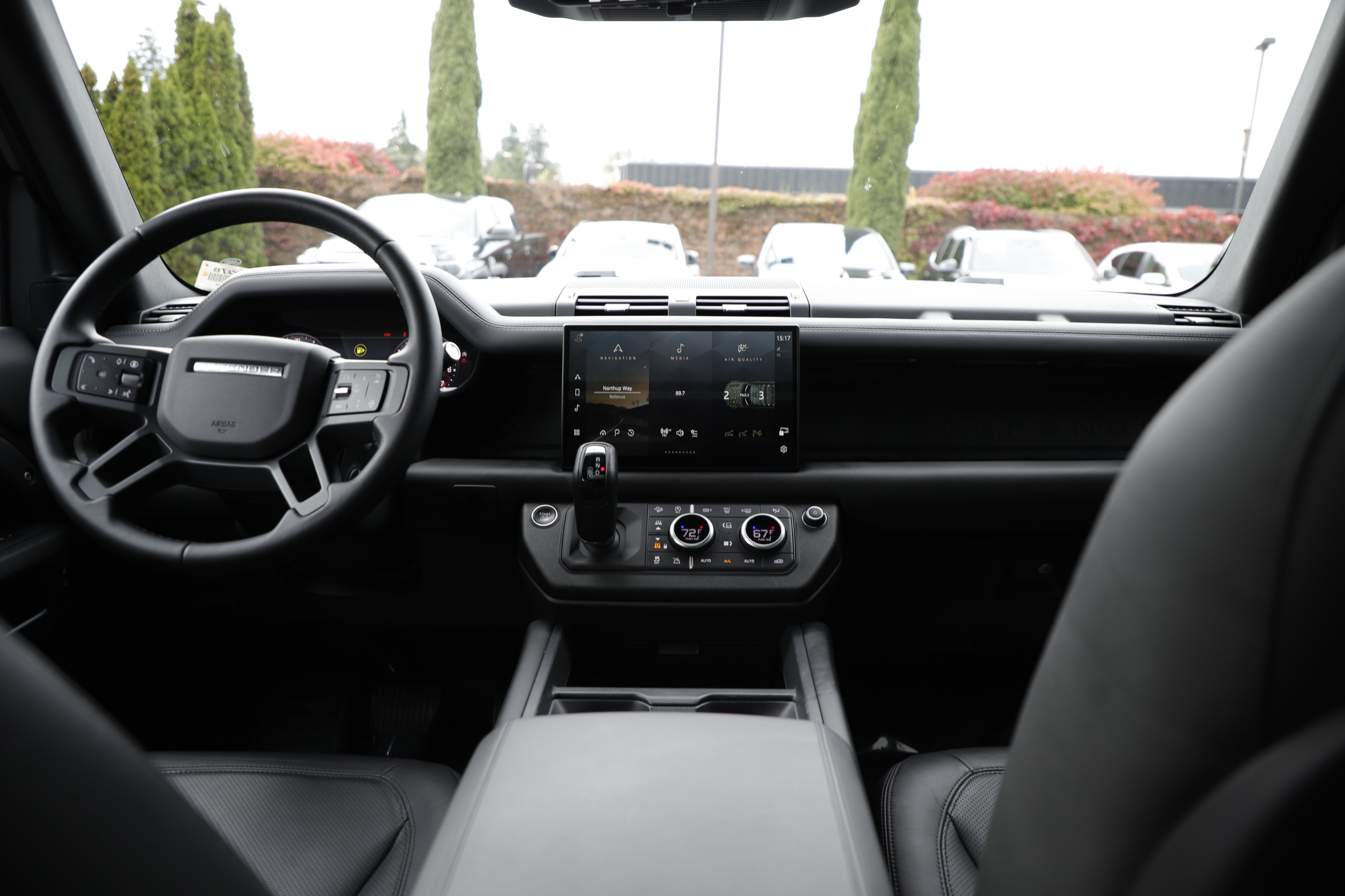 Certified 2025 Land Rover Defender 130 X-Dynamic SE AWD/4WD image 14