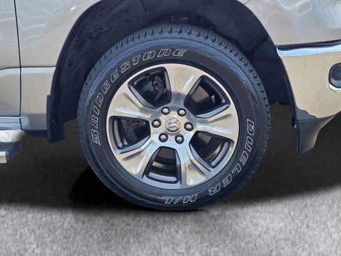 Used 2024 RAM 1500 Laramie AWD/4WD image 6