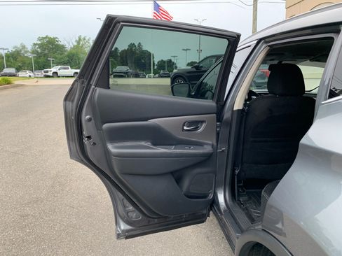 Used 2019 Nissan Murano SV AWD/4WD image 26
