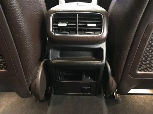 Used 2022 Mercedes-Benz GLE 350 4MATIC image 24