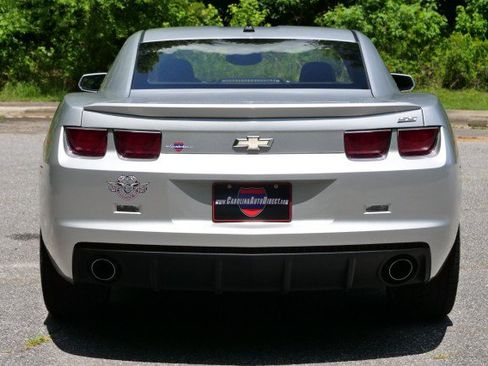 Used 2010 Chevrolet Camaro SS RWD image 14