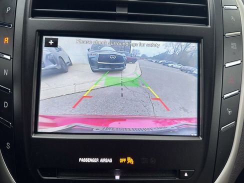 Used 2018 Lincoln MKC Reserve image 10