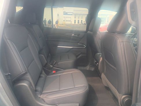 Used 2026 Chevrolet Traverse LT AWD/4WD image 30