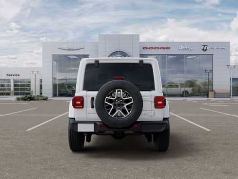 New 2026 Jeep Wrangler Unlimited Sahara AWD/4WD image 8
