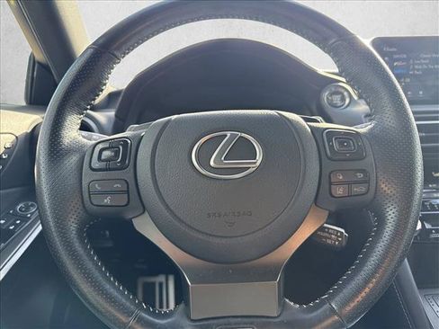 Used 2022 Lexus IS 350 F Sport RWD image 11