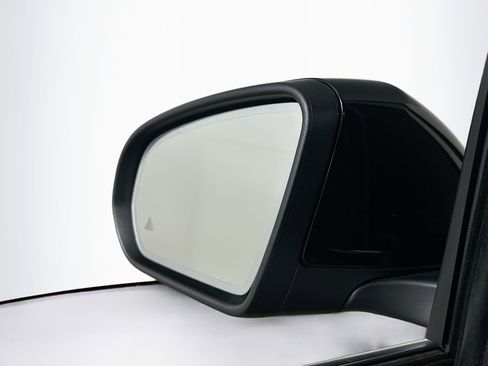 Used 2024 Mercedes-Benz EQB 250+ image 16