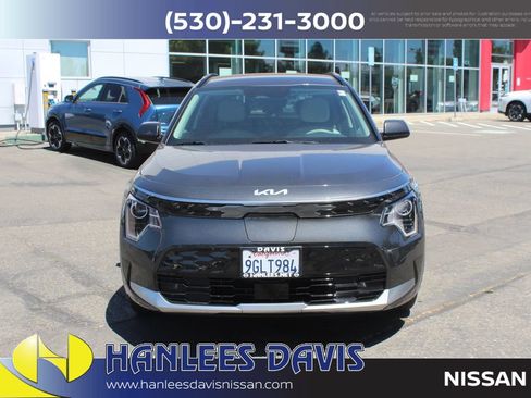 Used 2023 Kia Niro Wind FWD image 4