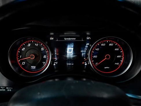 Used 2022 Dodge Charger SXT w/ Leather Interior Group RWD image 24