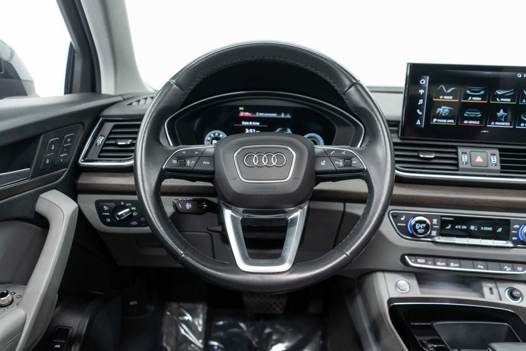 Used 2021 Audi Q5 2.0T Premium Plus w/ Premium Plus Package AWD/4WD image 18