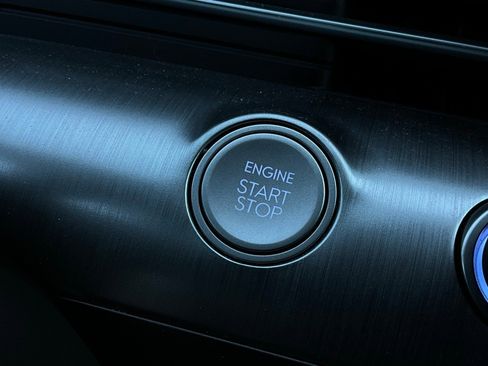 Used 2025 Hyundai Kona SEL image 29