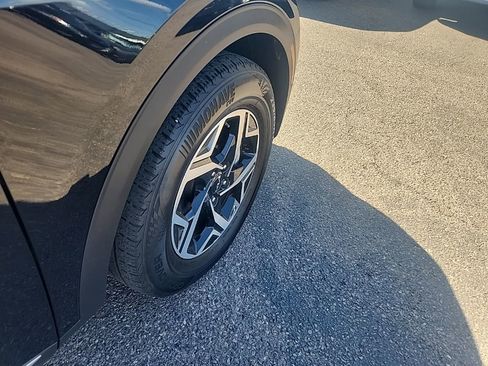 Certified 2023 Kia Sportage LX image 16