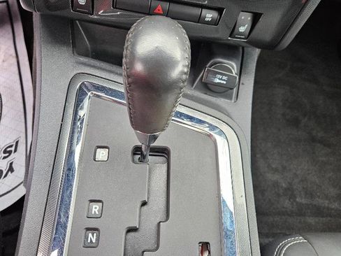 Used 2010 Dodge Challenger R/T image 32