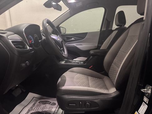 Used 2020 Chevrolet Equinox LS w/ LS Convenience Package image 13