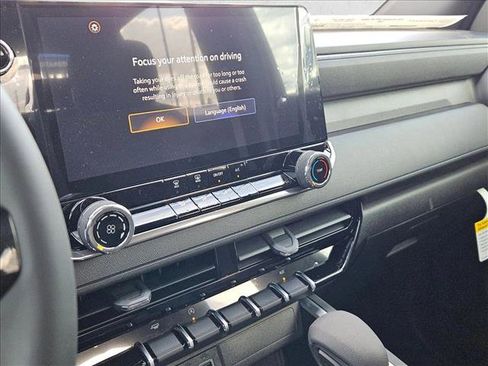 New 2026 Chevrolet Colorado W/T w/ WT Convenience Package II image 11