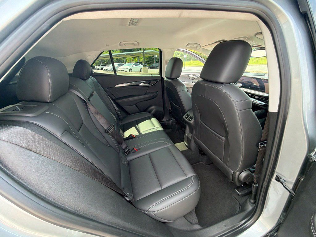 Used 2024 Buick Envision Preferred AWD/4WD image 27