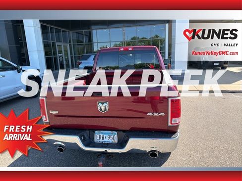 Used 2018 RAM 1500 Laramie w/ Convenience Group AWD/4WD image 4