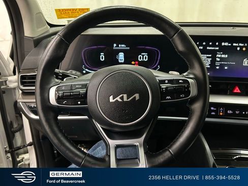 Used 2023 Kia Sportage EX image 22