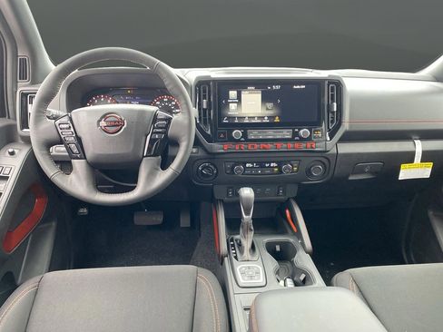 New 2026 Nissan Frontier PRO-4X w/ Pro-4x Convenience Package image 5