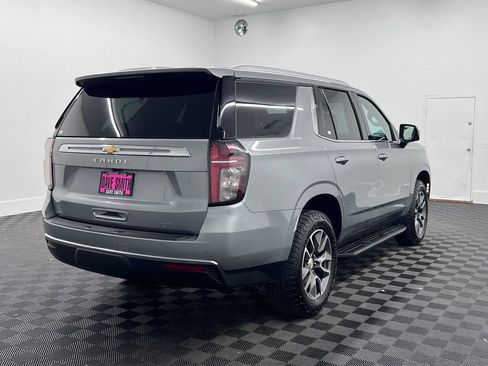 Used 2023 Chevrolet Tahoe LT w/ Luxury Package AWD/4WD image 9