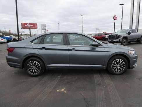 Used 2021 Volkswagen Jetta S image 4