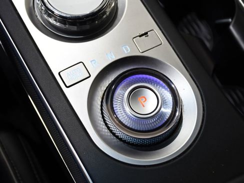 Used 2023 Genesis GV70 2.5T w/ Sport Prestige Package image 21