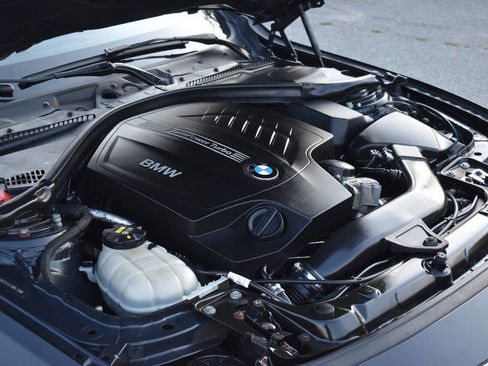 Used 2014 BMW 435i xDrive Coupe AWD/4WD image 32